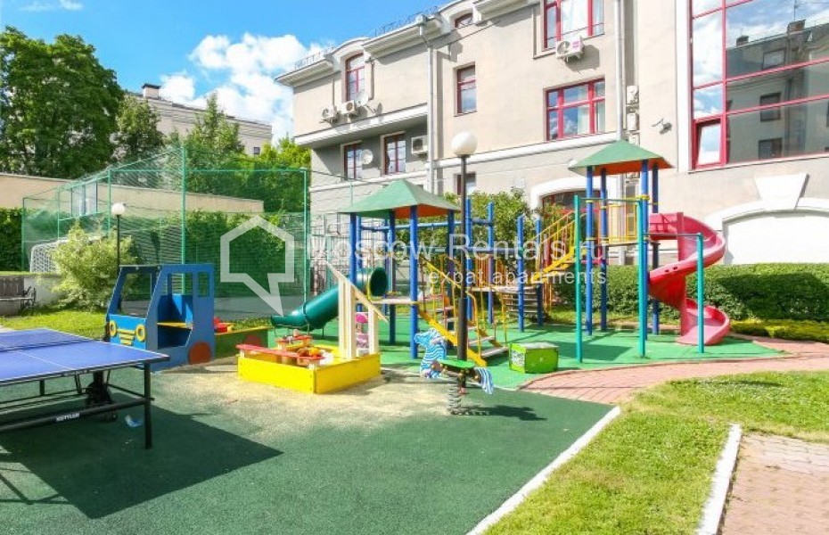 Photo #26 3-room (2 BR) apartment for <a href="http://moscow-rentals.ru/en/articles/long-term-rent" target="_blank">a long-term</a> rent
 in Russia, Moscow, Kursovoi lane, 8/2