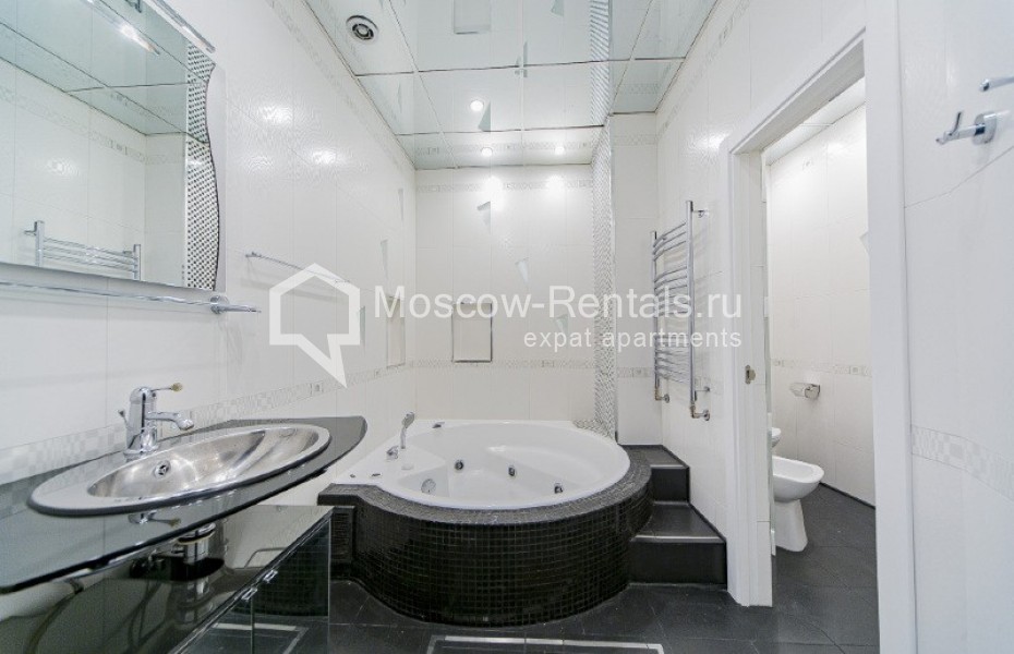Photo #20 4-room (3 BR) apartment for <a href="http://moscow-rentals.ru/en/articles/long-term-rent" target="_blank">a long-term</a> rent
 in Russia, Moscow, Tverskaya str, 27С1