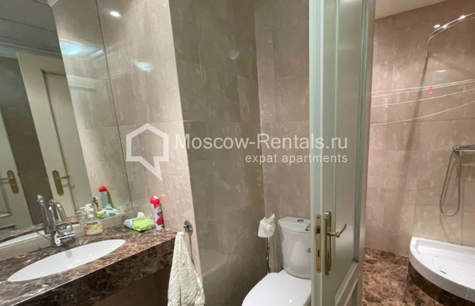 Photo #9 3-room (2 BR) apartment for <a href="http://moscow-rentals.ru/en/articles/long-term-rent" target="_blank">a long-term</a> rent
 in Russia, Moscow, Arbat str, 31С2