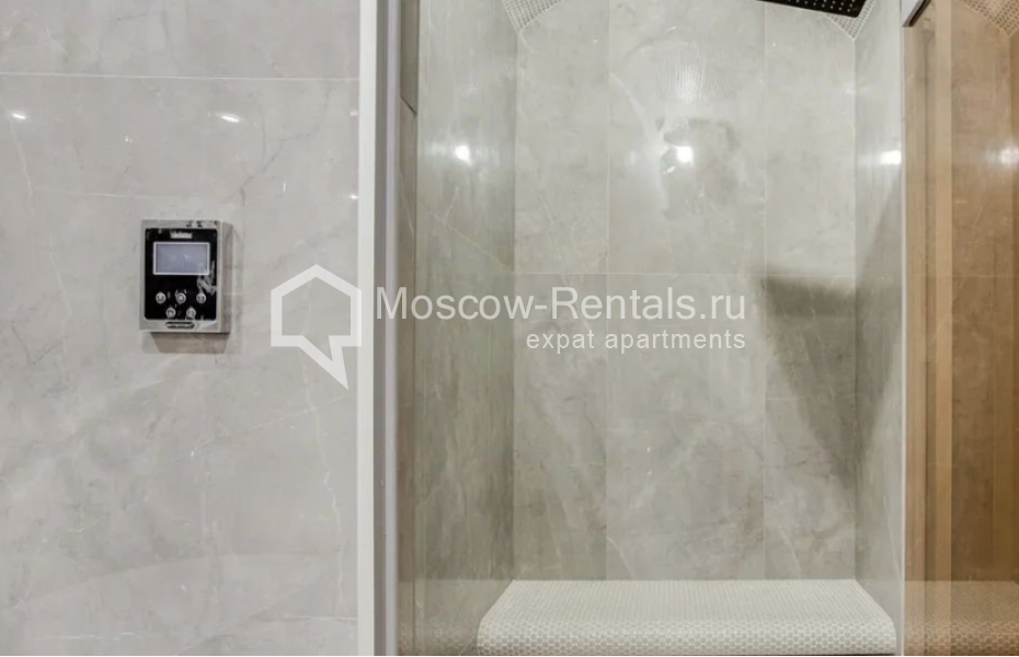 Photo #10 3-room (2 BR) apartment for <a href="http://moscow-rentals.ru/en/articles/long-term-rent" target="_blank">a long-term</a> rent
 in Russia, Moscow, Sadovnicheskaya emb, 7