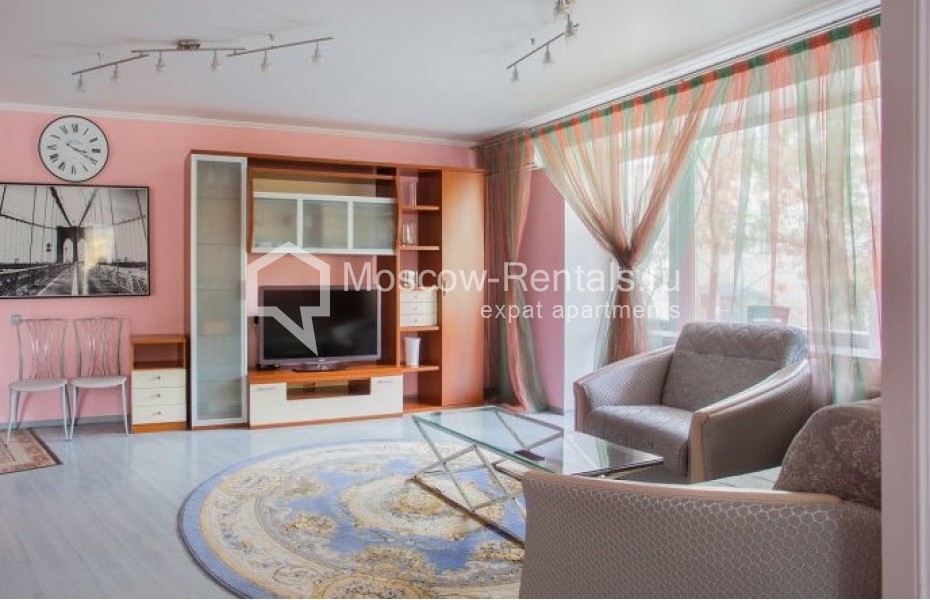 Photo #1 2-room (1 BR) apartment for <a href="http://moscow-rentals.ru/en/articles/long-term-rent" target="_blank">a long-term</a> rent
 in Russia, Moscow, B. Bronnaya str, 9