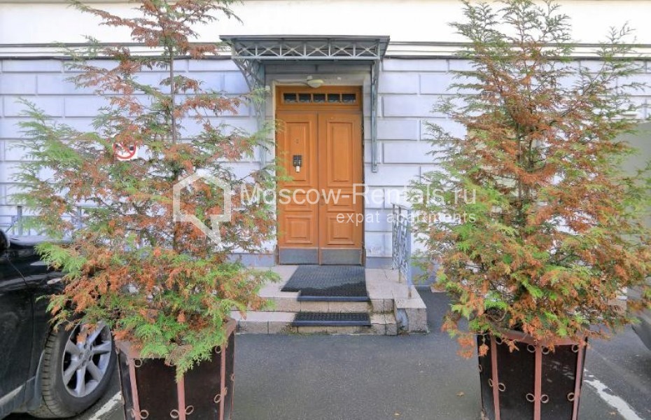 Photo #18 3-room (2 BR) apartment for <a href="http://moscow-rentals.ru/en/articles/long-term-rent" target="_blank">a long-term</a> rent
 in Russia, Moscow, Leontievskyi lane, 11