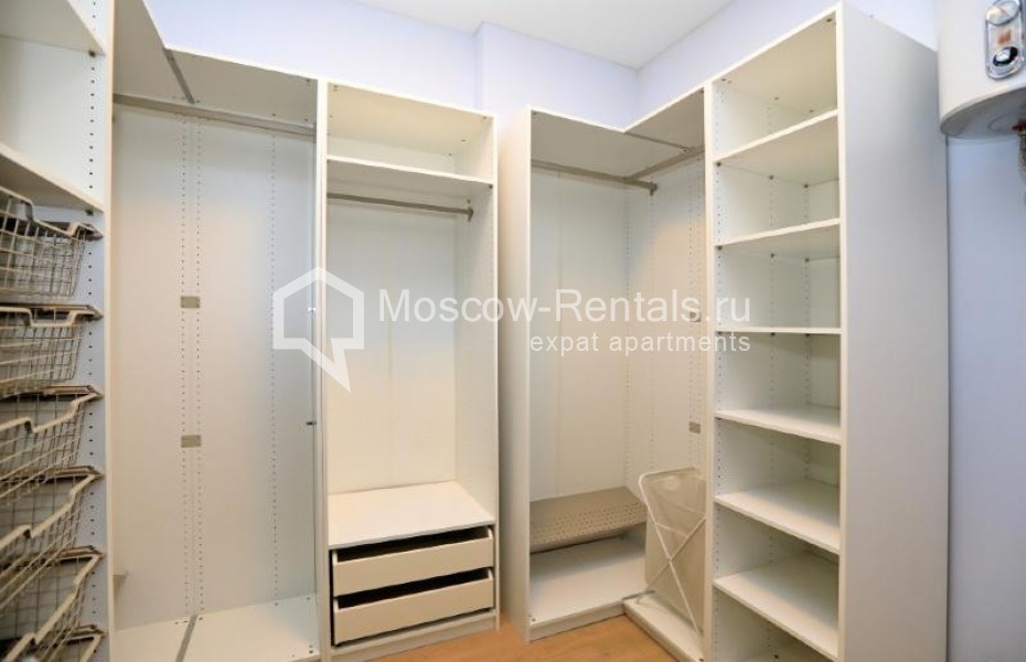 Photo #14 3-room (2 BR) apartment for <a href="http://moscow-rentals.ru/en/articles/long-term-rent" target="_blank">a long-term</a> rent
 in Russia, Moscow, Leontievskyi lane, 11