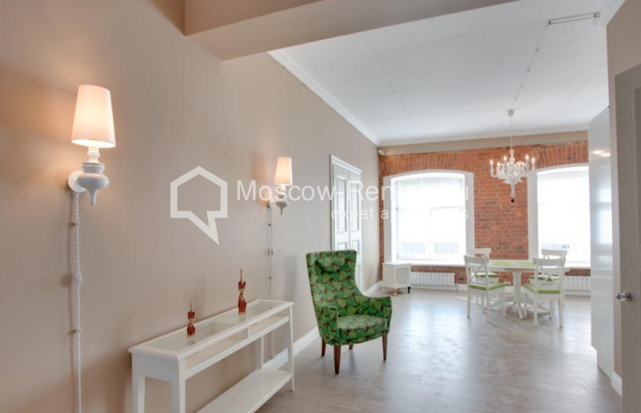Photo #1 3-room (2 BR) apartment for <a href="http://moscow-rentals.ru/en/articles/long-term-rent" target="_blank">a long-term</a> rent
 in Russia, Moscow, M. Kozlovskyi lane, 8