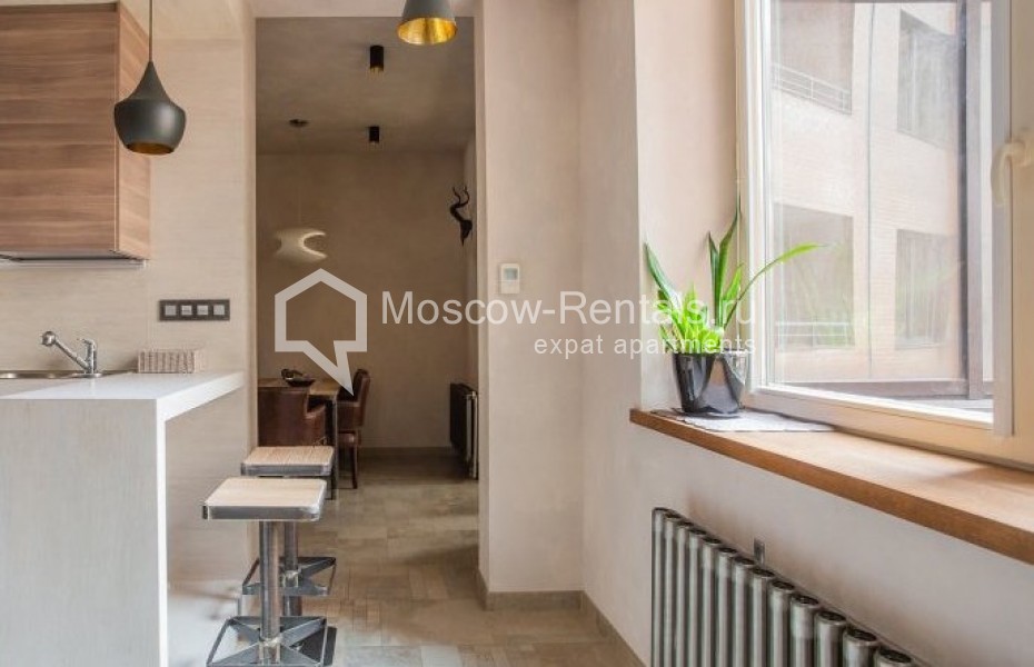Photo #6 3-room (2 BR) apartment for <a href="http://moscow-rentals.ru/en/articles/long-term-rent" target="_blank">a long-term</a> rent
 in Russia, Moscow, Ruzheinyi lane, 3
