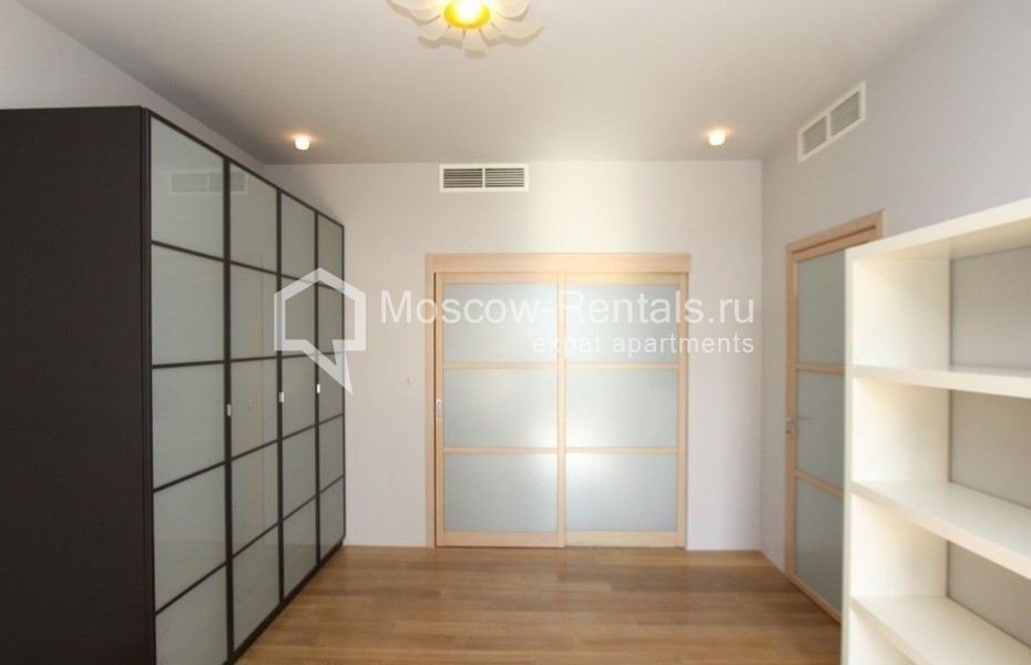 Photo #7 3-room (2 BR) apartment for <a href="http://moscow-rentals.ru/en/articles/long-term-rent" target="_blank">a long-term</a> rent
 in Russia, Moscow, Aviatsionnaya str, 79 bld 1
