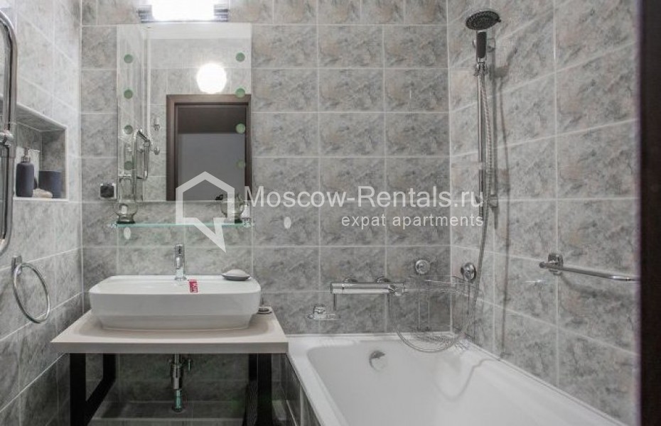 Photo #11 3-room (2 BR) apartment for <a href="http://moscow-rentals.ru/en/articles/long-term-rent" target="_blank">a long-term</a> rent
 in Russia, Moscow, Tarasa Shevchenko emb, 3С3