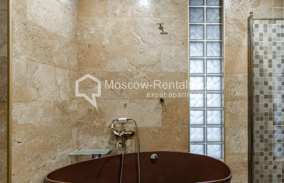 Photo #19 3-room (2 BR) apartment for <a href="http://moscow-rentals.ru/en/articles/long-term-rent" target="_blank">a long-term</a> rent
 in Russia, Moscow, Komsomolskyi prosp, 42С2