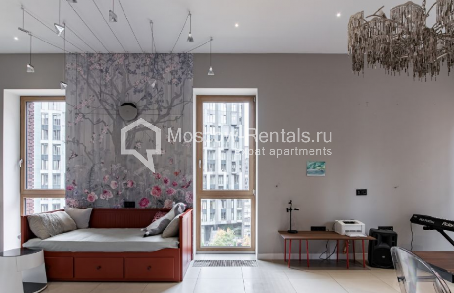Photo #1 3-room (2 BR) apartment for <a href="http://moscow-rentals.ru/en/articles/long-term-rent" target="_blank">a long-term</a> rent
 in Russia, Moscow, Efremova str, 10с1к4/3
