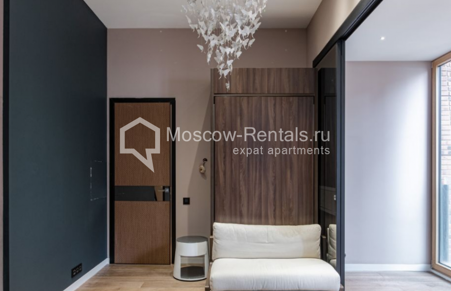 Photo #5 3-room (2 BR) apartment for <a href="http://moscow-rentals.ru/en/articles/long-term-rent" target="_blank">a long-term</a> rent
 in Russia, Moscow, Efremova str, 10с1к4/3