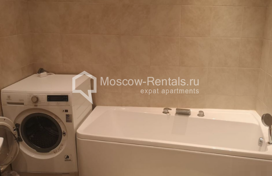 Photo #11 2-room (1 BR) apartment for <a href="http://moscow-rentals.ru/en/articles/long-term-rent" target="_blank">a long-term</a> rent
 in Russia, Moscow, Pyrieva str, 9К2