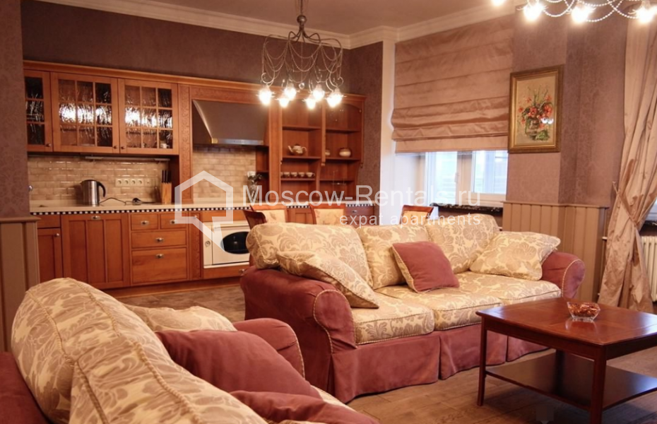 Photo #1 2-room (1 BR) apartment for <a href="http://moscow-rentals.ru/en/articles/long-term-rent" target="_blank">a long-term</a> rent
 in Russia, Moscow, Pyrieva str, 9К1