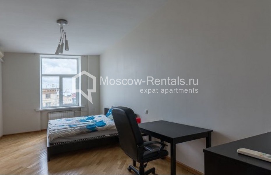 Photo #5 3-room (2 BR) apartment for <a href="http://moscow-rentals.ru/en/articles/long-term-rent" target="_blank">a long-term</a> rent
 in Russia, Moscow, B. Polyanka str, 3/9