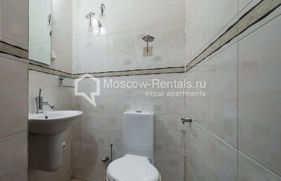 Photo #12 3-room (2 BR) apartment for <a href="http://moscow-rentals.ru/en/articles/long-term-rent" target="_blank">a long-term</a> rent
 in Russia, Moscow, B. Polyanka str, 3/9