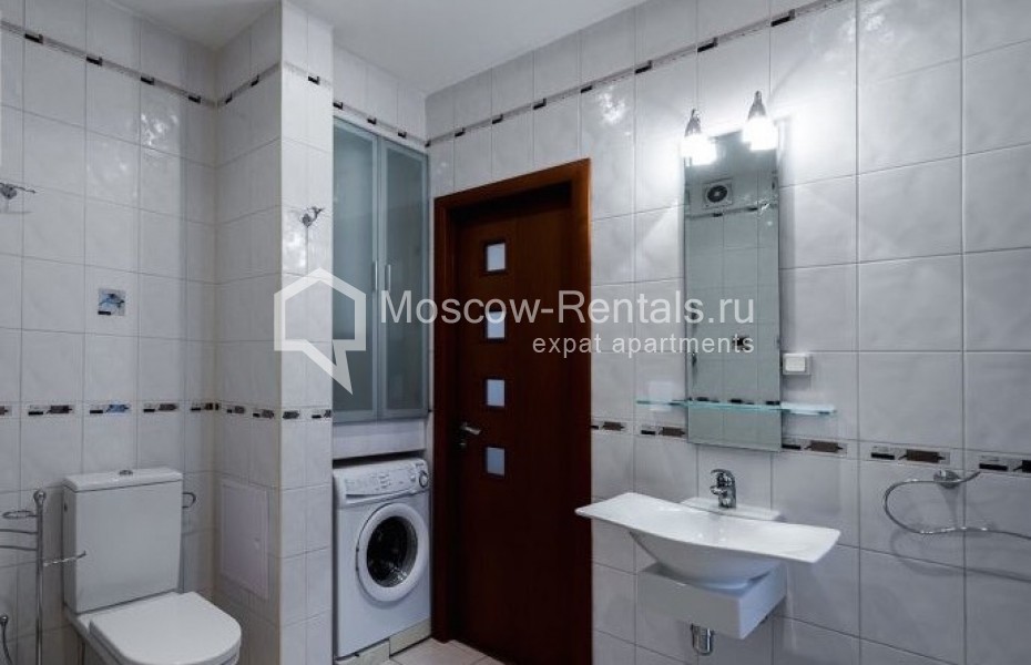 Photo #11 3-room (2 BR) apartment for <a href="http://moscow-rentals.ru/en/articles/long-term-rent" target="_blank">a long-term</a> rent
 in Russia, Moscow, B. Polyanka str, 3/9