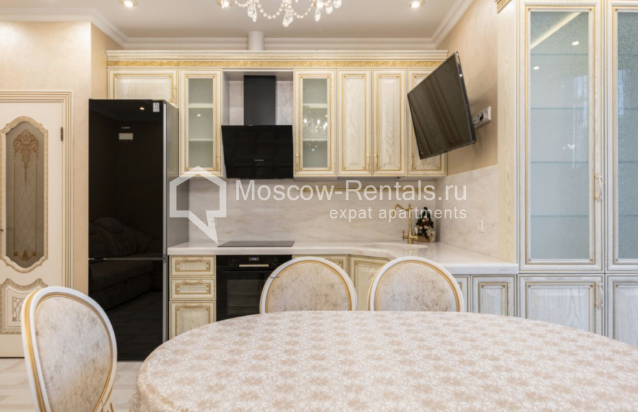 Photo #4 2-room (1 BR) apartment for <a href="http://moscow-rentals.ru/en/articles/long-term-rent" target="_blank">a long-term</a> rent
 in Russia, Moscow, Mosfilmovskaya str, 88к2с4