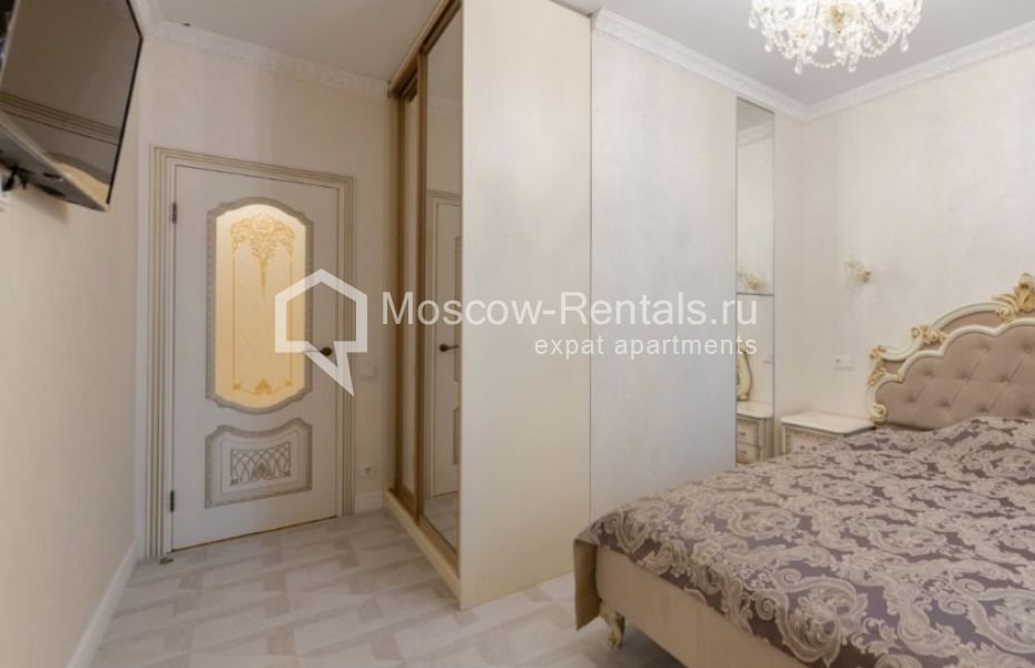 Photo #6 2-room (1 BR) apartment for <a href="http://moscow-rentals.ru/en/articles/long-term-rent" target="_blank">a long-term</a> rent
 in Russia, Moscow, Mosfilmovskaya str, 88к2с4