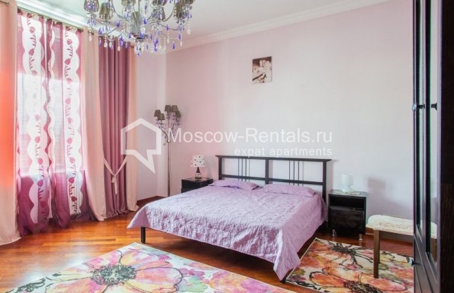 Photo #8 5-room (4 BR) apartment for <a href="http://moscow-rentals.ru/en/articles/long-term-rent" target="_blank">a long-term</a> rent
 in Russia, Moscow, Leontievskyi lane, 15