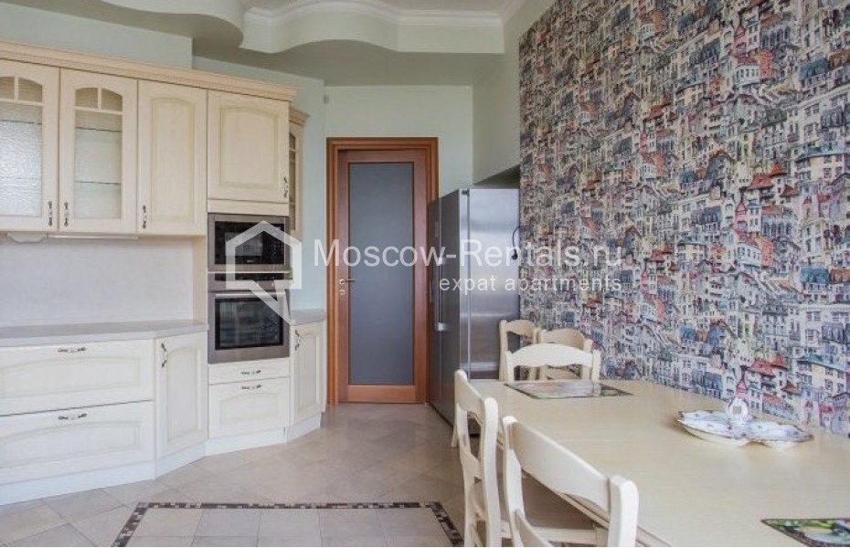 Photo #5 5-room (4 BR) apartment for <a href="http://moscow-rentals.ru/en/articles/long-term-rent" target="_blank">a long-term</a> rent
 in Russia, Moscow, Leontievskyi lane, 15