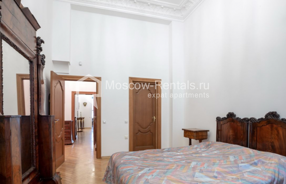 Photo #6 5-room (4 BR) apartment for <a href="http://moscow-rentals.ru/en/articles/long-term-rent" target="_blank">a long-term</a> rent
 in Russia, Moscow, Petrovka str, 19С1