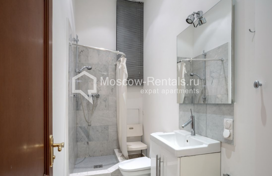 Photo #13 5-room (4 BR) apartment for <a href="http://moscow-rentals.ru/en/articles/long-term-rent" target="_blank">a long-term</a> rent
 in Russia, Moscow, Petrovka str, 19С1