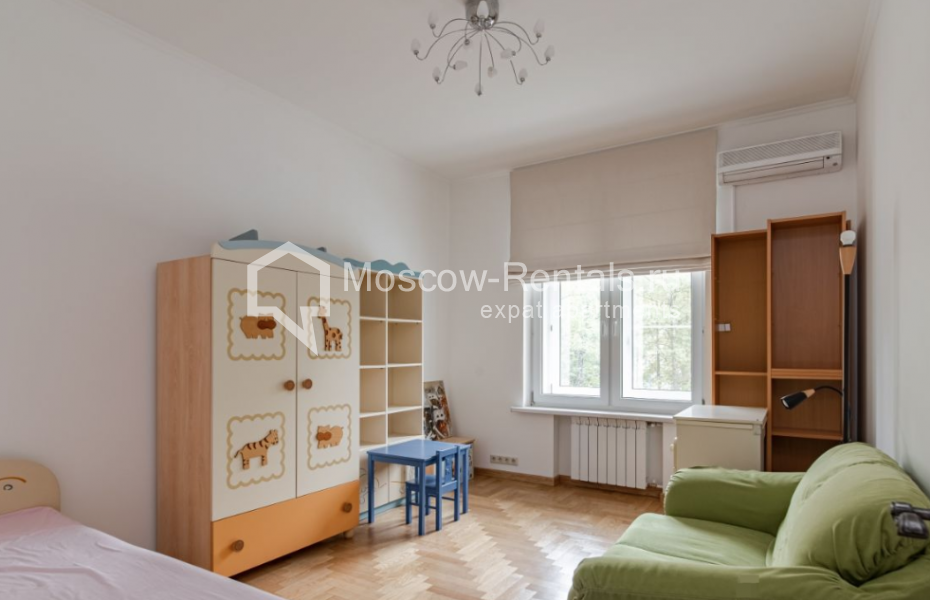 Photo #6 3-room (2 BR) apartment for <a href="http://moscow-rentals.ru/en/articles/long-term-rent" target="_blank">a long-term</a> rent
 in Russia, Moscow, Universitetskyi prosp, 9