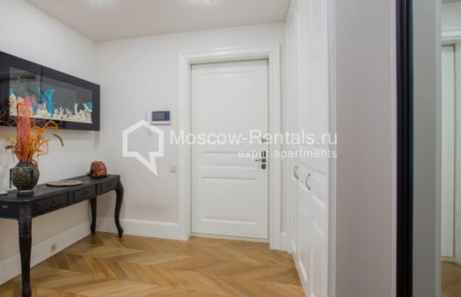 Photo #17 5-room (4 BR) apartment for <a href="http://moscow-rentals.ru/en/articles/long-term-rent" target="_blank">a long-term</a> rent
 in Russia, Moscow, Kompozitorskaya str, 17