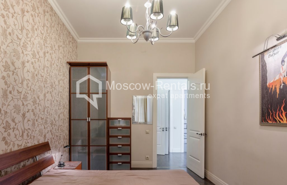 Photo #7 3-room (2 BR) apartment for <a href="http://moscow-rentals.ru/en/articles/long-term-rent" target="_blank">a long-term</a> rent
 in Russia, Moscow, Denezhnyi lane, 4