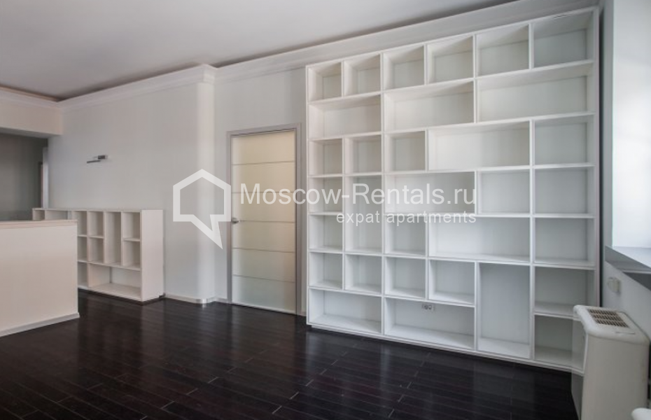 Photo #11 5-room (4 BR) apartment for <a href="http://moscow-rentals.ru/en/articles/long-term-rent" target="_blank">a long-term</a> rent
 in Russia, Moscow, Molochnyi lane, 4