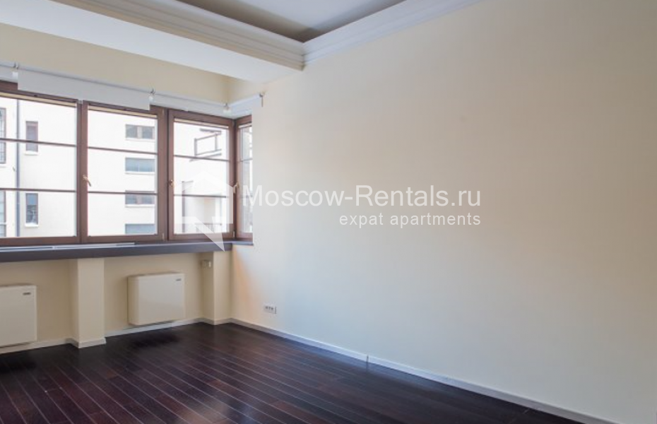 Photo #19 5-room (4 BR) apartment for <a href="http://moscow-rentals.ru/en/articles/long-term-rent" target="_blank">a long-term</a> rent
 in Russia, Moscow, Molochnyi lane, 4