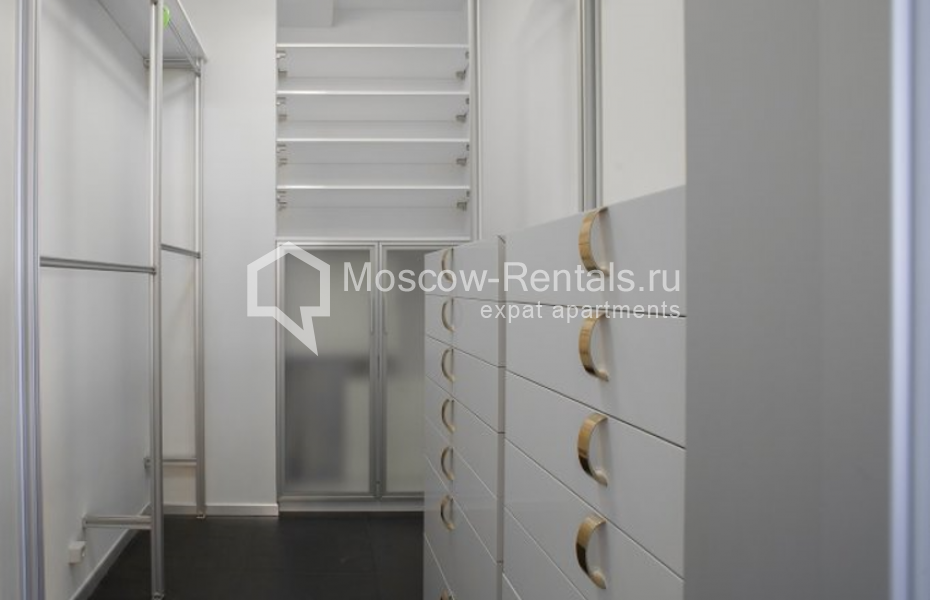 Photo #25 5-room (4 BR) apartment for <a href="http://moscow-rentals.ru/en/articles/long-term-rent" target="_blank">a long-term</a> rent
 in Russia, Moscow, Molochnyi lane, 4
