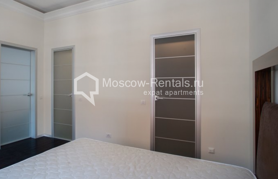 Photo #13 5-room (4 BR) apartment for <a href="http://moscow-rentals.ru/en/articles/long-term-rent" target="_blank">a long-term</a> rent
 in Russia, Moscow, Molochnyi lane, 4