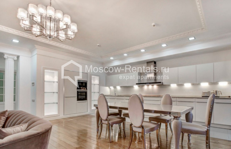Photo #2 4-room (3 BR) apartment for <a href="http://moscow-rentals.ru/en/articles/long-term-rent" target="_blank">a long-term</a> rent
 in Russia, Moscow, Rezervnyi proezd, 4