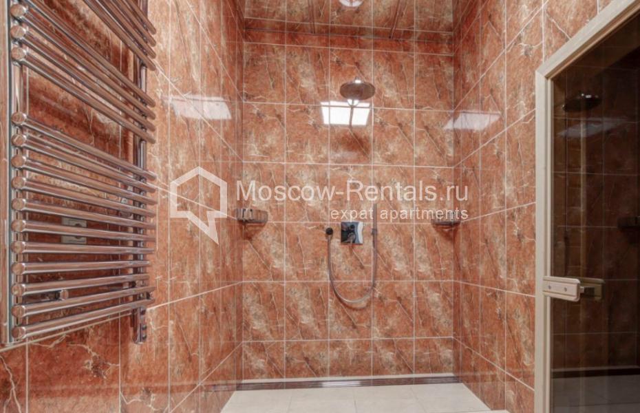 Photo #19 4-room (3 BR) apartment for <a href="http://moscow-rentals.ru/en/articles/long-term-rent" target="_blank">a long-term</a> rent
 in Russia, Moscow, Rezervnyi proezd, 4