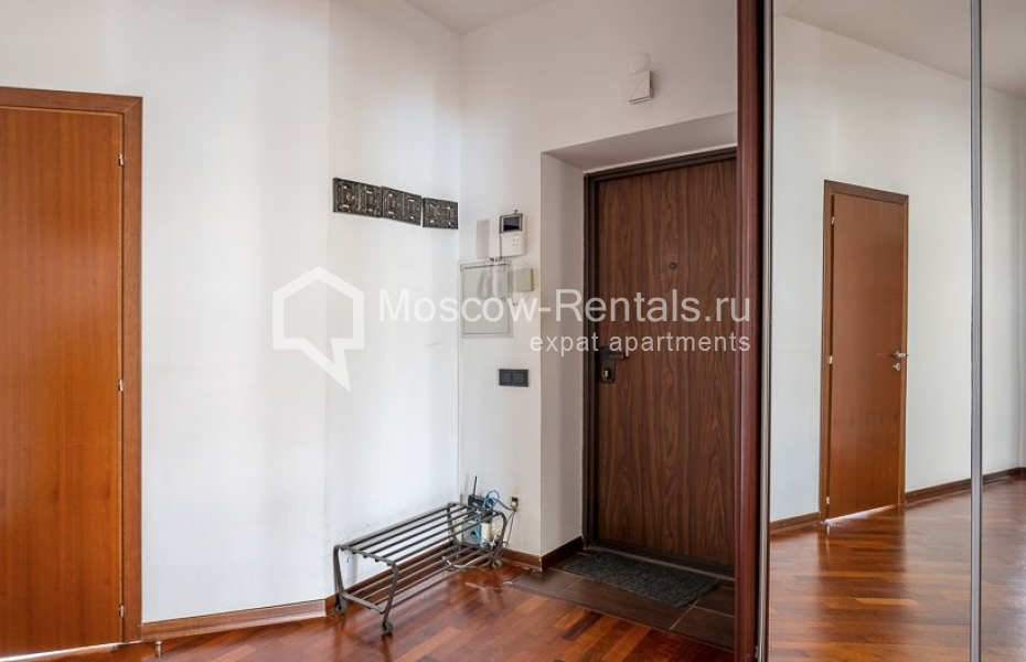 Photo #12 3-room (2 BR) apartment for <a href="http://moscow-rentals.ru/en/articles/long-term-rent" target="_blank">a long-term</a> rent
 in Russia, Moscow, Staromonetmyi lane, 24