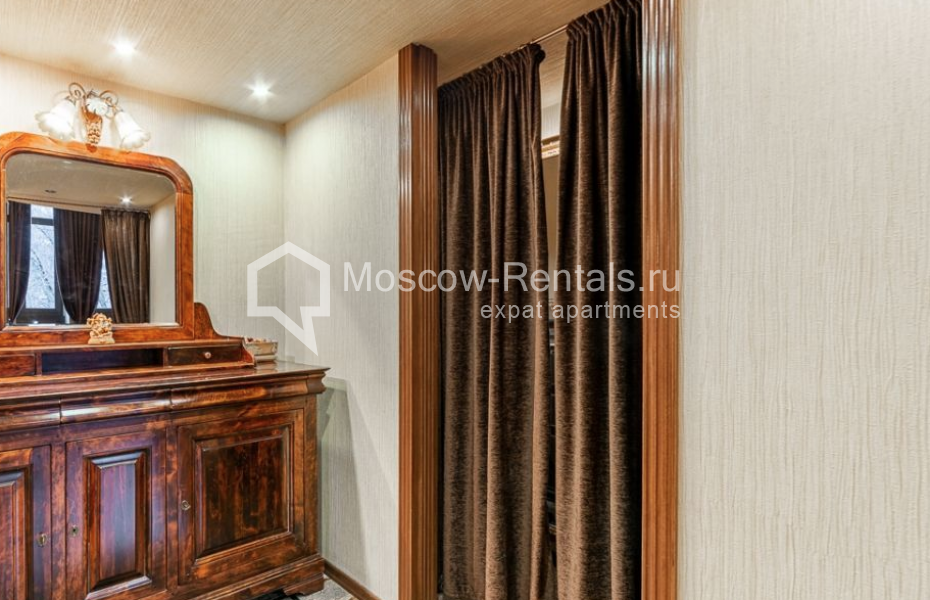 Photo #23 2-room (1 BR) apartment for <a href="http://moscow-rentals.ru/en/articles/long-term-rent" target="_blank">a long-term</a> rent
 in Russia, Moscow, Zubovskyi blv, 35С1