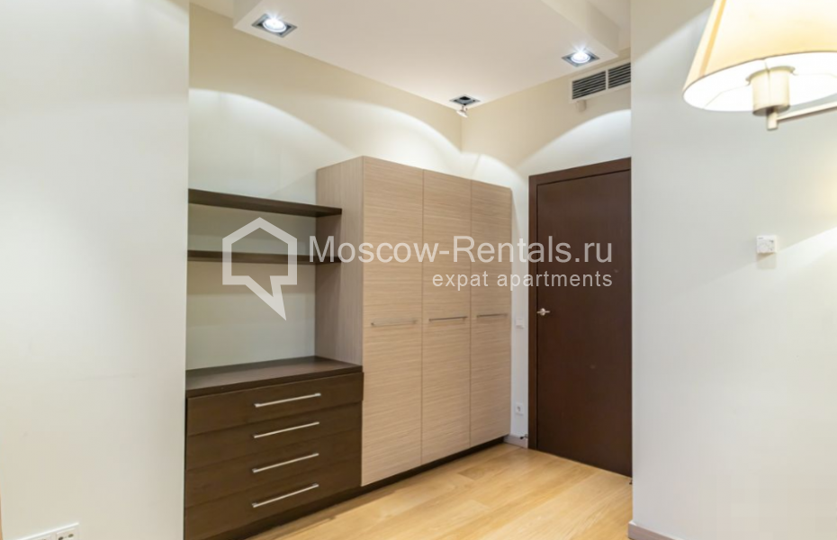 Photo #7 5-room (4 BR) apartment for <a href="http://moscow-rentals.ru/en/articles/long-term-rent" target="_blank">a long-term</a> rent
 in Russia, Moscow, Klimashkina str, 17С2