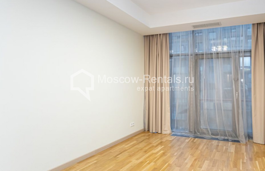 Photo #10 5-room (4 BR) apartment for <a href="http://moscow-rentals.ru/en/articles/long-term-rent" target="_blank">a long-term</a> rent
 in Russia, Moscow, Klimashkina str, 17С2