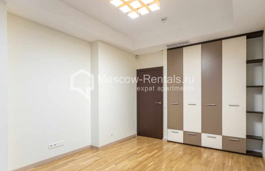 Photo #11 5-room (4 BR) apartment for <a href="http://moscow-rentals.ru/en/articles/long-term-rent" target="_blank">a long-term</a> rent
 in Russia, Moscow, Klimashkina str, 17С2