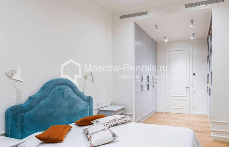 Photo #7 3-room (2 BR) apartment for <a href="http://moscow-rentals.ru/en/articles/long-term-rent" target="_blank">a long-term</a> rent
 in Russia, Moscow, 2nd Zvenigorodskaya str, 11