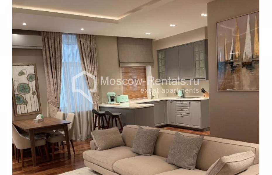 Photo #3 3-room (2 BR) apartment for <a href="http://moscow-rentals.ru/en/articles/long-term-rent" target="_blank">a long-term</a> rent
 in Russia, Moscow, Tsvetnoy blv, 22С4