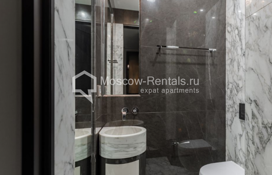 Photo #13 3-room (2 BR) apartment for <a href="http://moscow-rentals.ru/en/articles/long-term-rent" target="_blank">a long-term</a> rent
 in Russia, Moscow, 1st Neapolimovskyi lane, 8