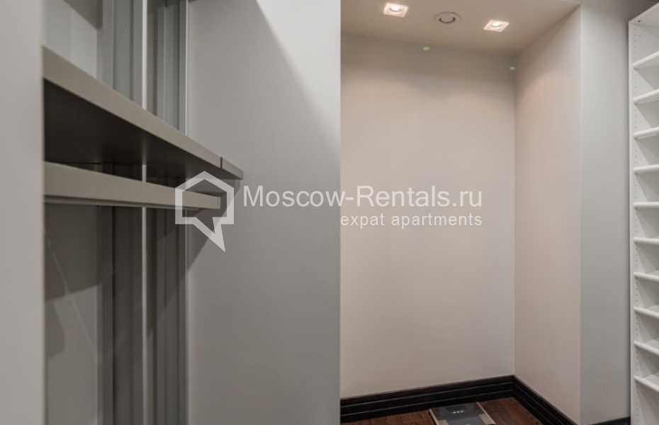 Photo #14 3-room (2 BR) apartment for <a href="http://moscow-rentals.ru/en/articles/long-term-rent" target="_blank">a long-term</a> rent
 in Russia, Moscow, 1st Neapolimovskyi lane, 8