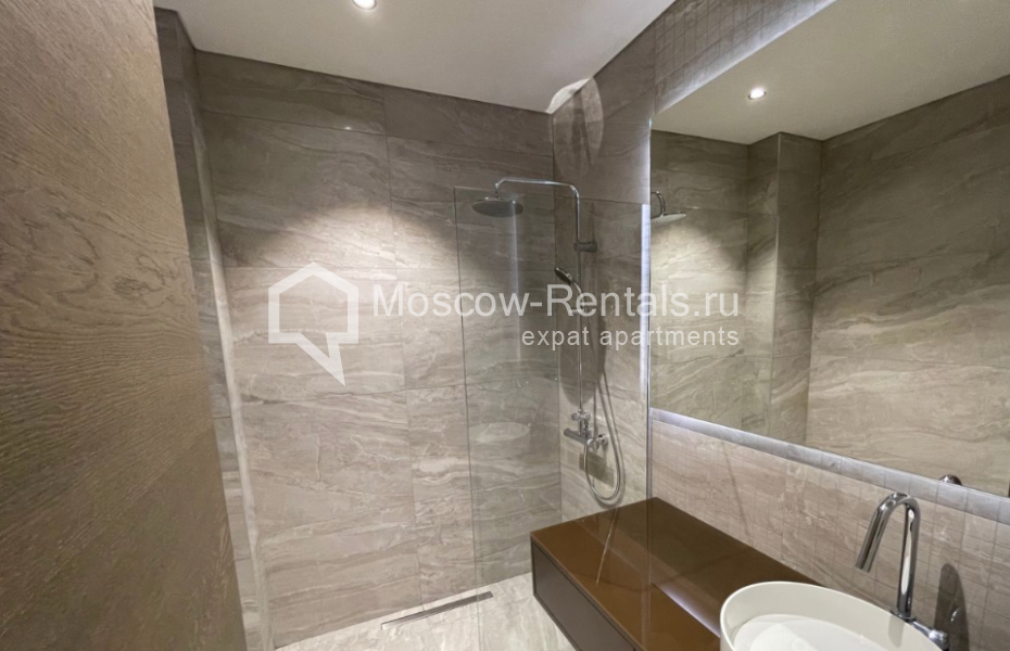 Photo #10 3-room (2 BR) apartment for <a href="http://moscow-rentals.ru/en/articles/long-term-rent" target="_blank">a long-term</a> rent
 in Russia, Moscow, Bumazhnyi proezd, 4