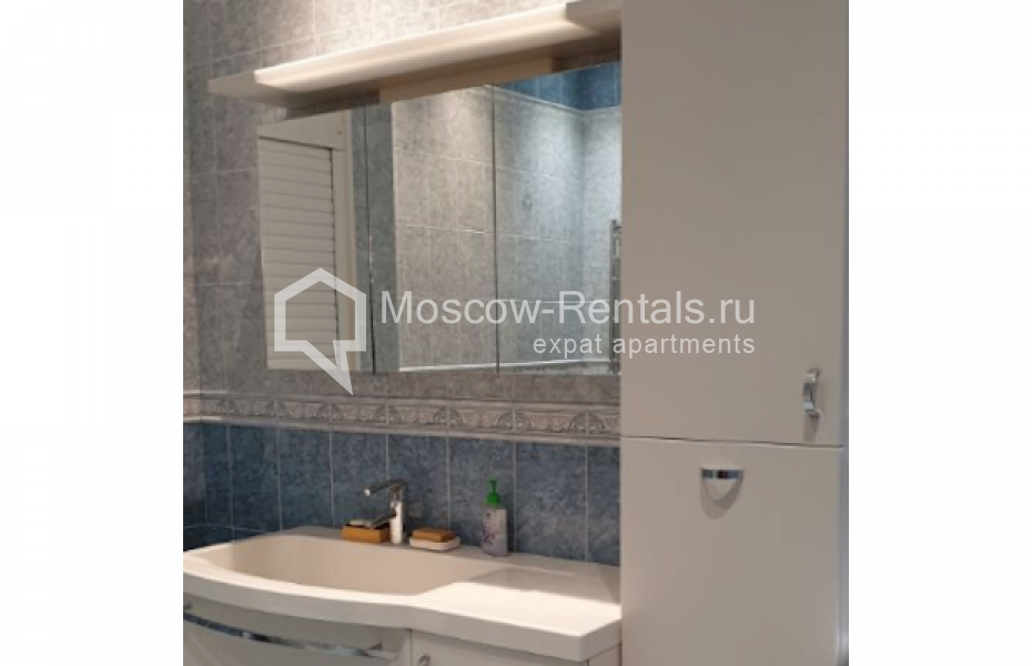 Photo #14 2-room (1 BR) apartment for <a href="http://moscow-rentals.ru/en/articles/long-term-rent" target="_blank">a long-term</a> rent
 in Russia, Moscow, Lomonosovskyi prosp, 29К2