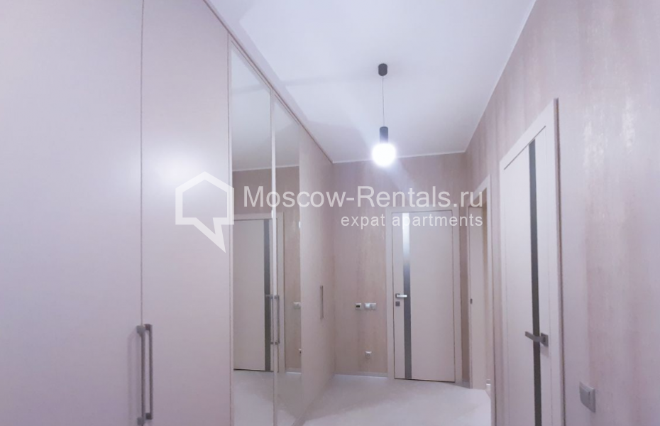 Photo #7 2-room (1 BR) apartment for <a href="http://moscow-rentals.ru/en/articles/long-term-rent" target="_blank">a long-term</a> rent
 in Russia, Moscow, Mosfilmovskaya str, 88к2с6