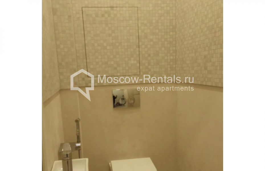 Photo #12 3-room (2 BR) apartment for <a href="http://moscow-rentals.ru/en/articles/long-term-rent" target="_blank">a long-term</a> rent
 in Russia, Moscow, Lomonosovskyi prosp, 23