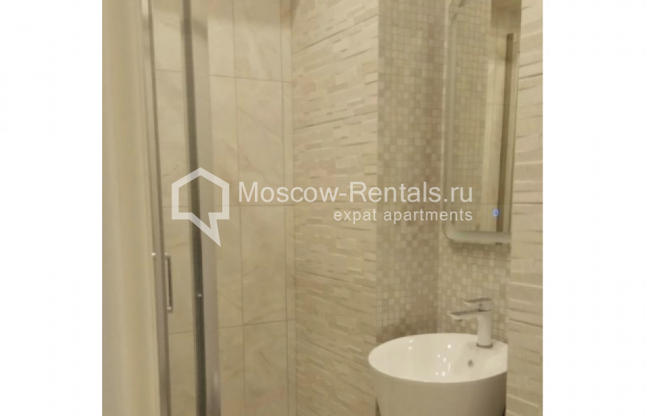 Photo #11 3-room (2 BR) apartment for <a href="http://moscow-rentals.ru/en/articles/long-term-rent" target="_blank">a long-term</a> rent
 in Russia, Moscow, Lomonosovskyi prosp, 23