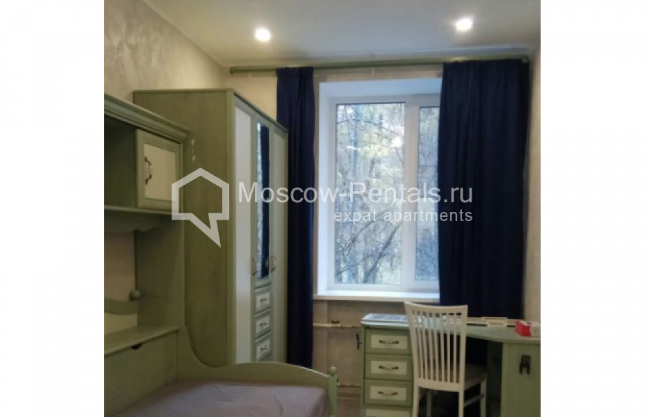 Photo #8 3-room (2 BR) apartment for <a href="http://moscow-rentals.ru/en/articles/long-term-rent" target="_blank">a long-term</a> rent
 in Russia, Moscow, Lomonosovskyi prosp, 23
