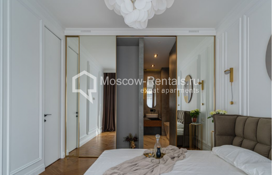 Photo #10 3-room (2 BR) apartment for <a href="http://moscow-rentals.ru/en/articles/long-term-rent" target="_blank">a long-term</a> rent
 in Russia, Moscow, Sadovnicheskaya str, 29